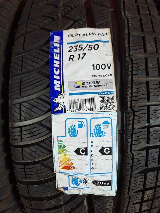 Anvelope de IARNA - 235/50/17 - Michelin - NOI - DOT 2018 !