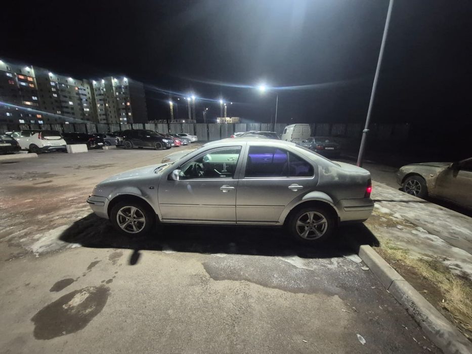 Продам машину Volkswagen Bora