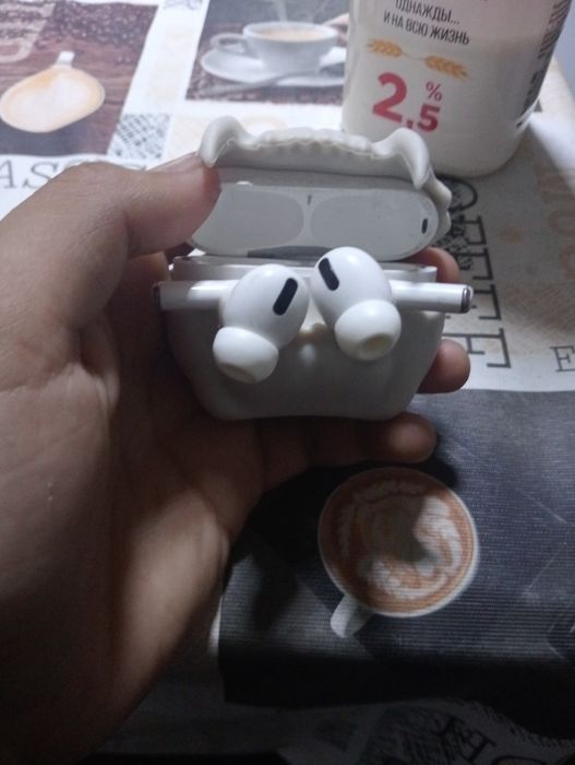 Продам науышники айр подс про