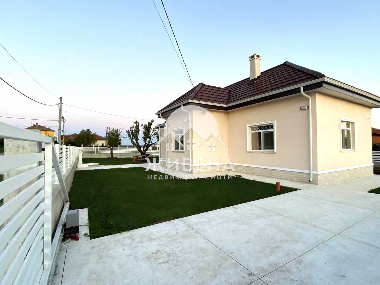 Продава обзаведена и реновирана къща в с. Паскалево, обл. Добрич