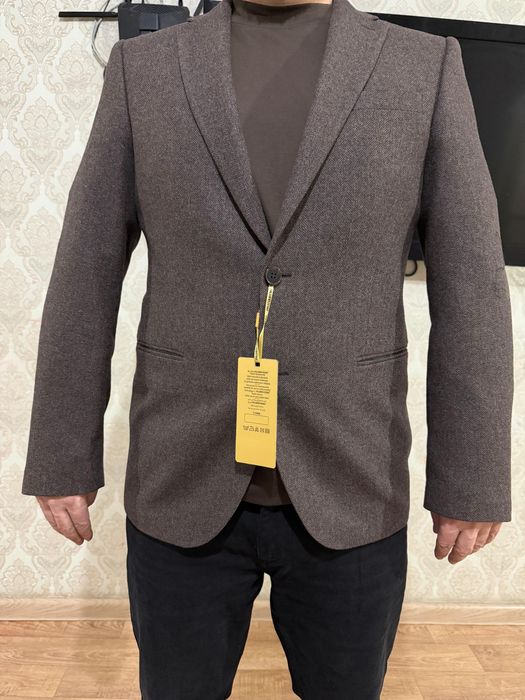 Одежда для мужчин костюм