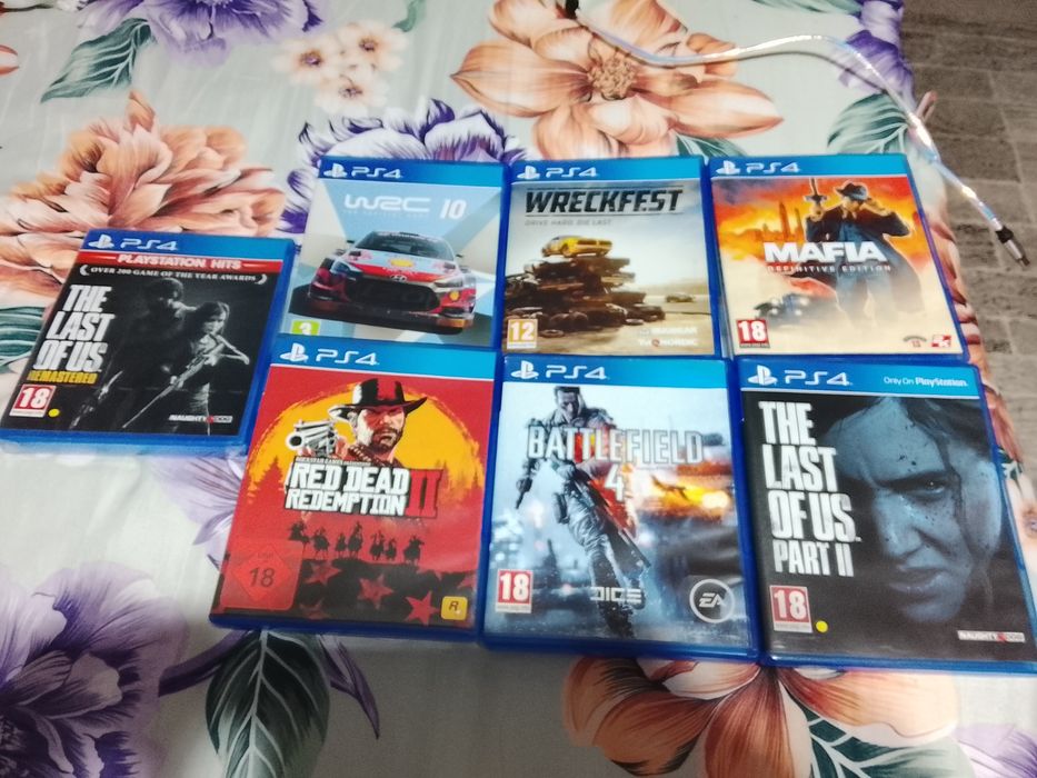 Vând jocuri ps 4