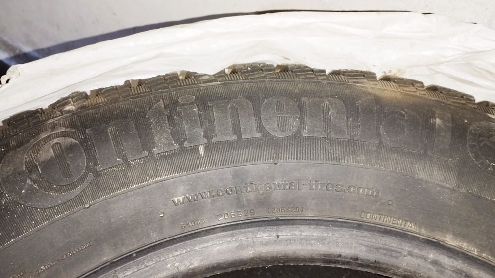 Продам зимние шины 265/60R18