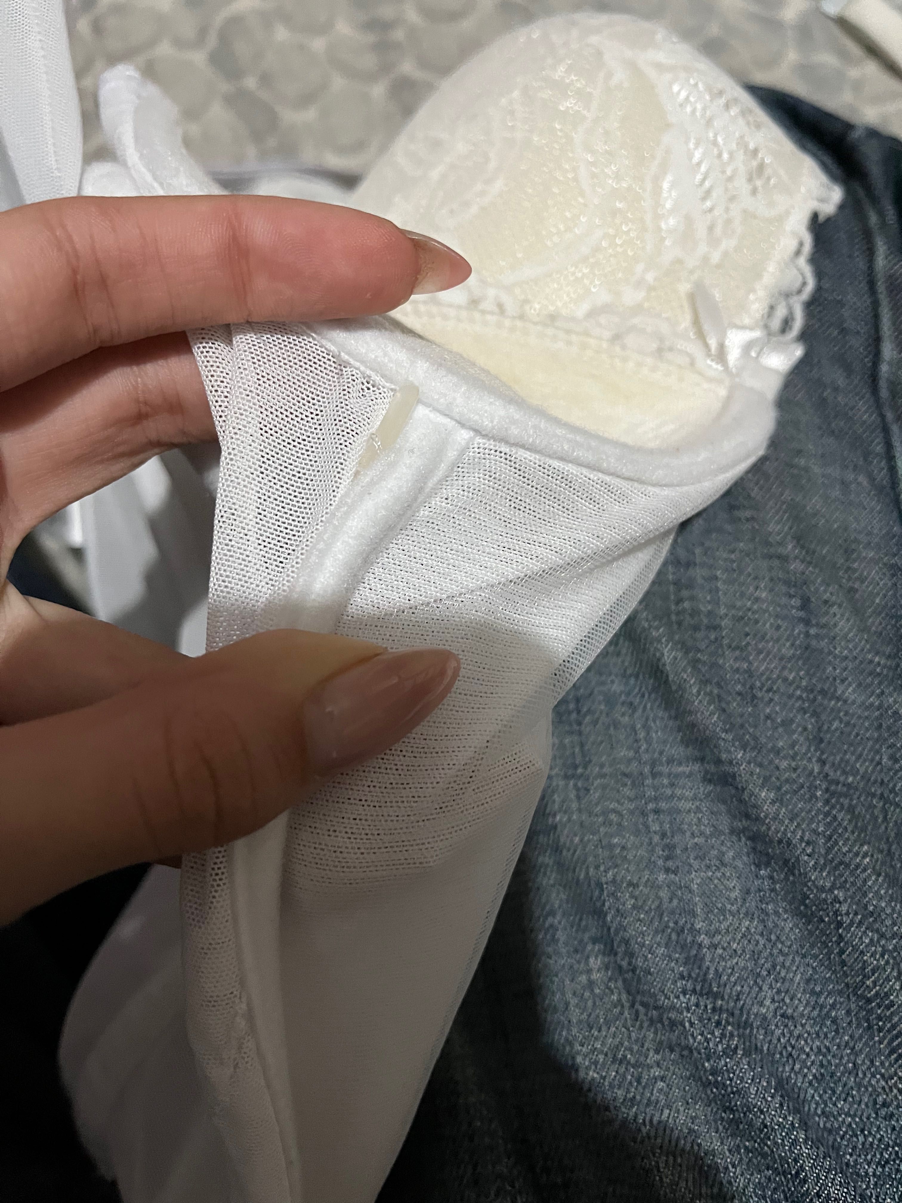 corset alb ……………