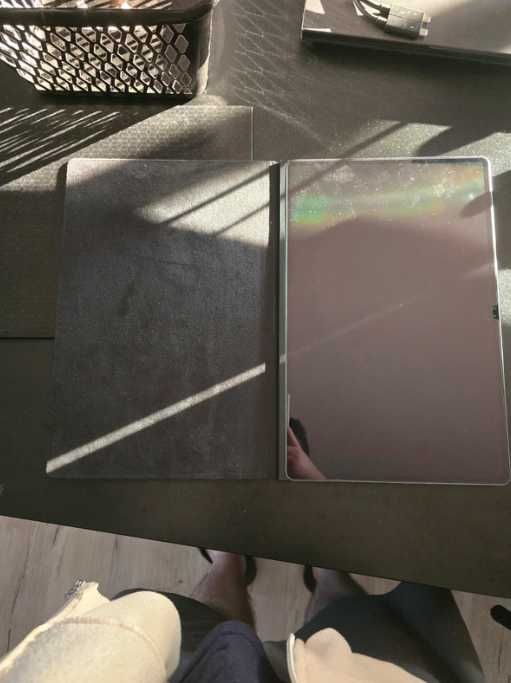 Samsung galaxy tab s10 ultra 256gb 12gb RAM SIM cu accesorii