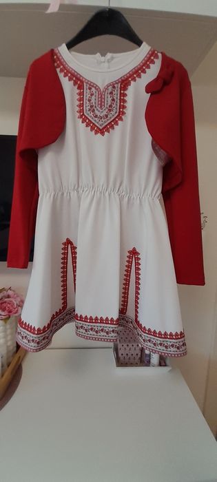 Народна носия шитапо поръчка. За 6 годишна госпожица.