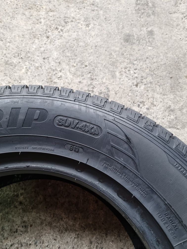 4 anvelope M+S ca si noi GOODYEAR 215/70/16 DOT 2017 PRET PER BUCATA