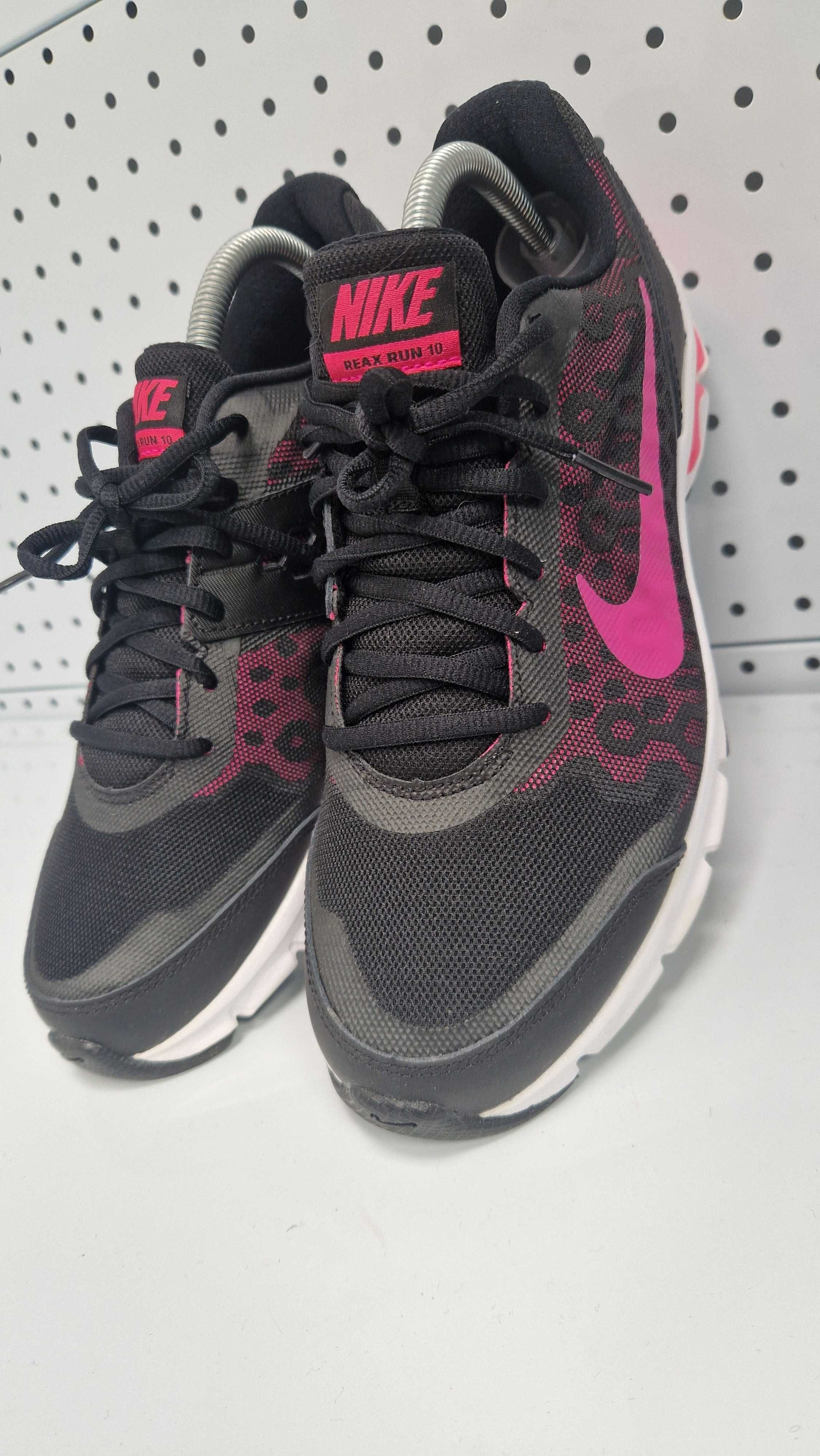 Оригинални дамски маратонки- Nike Fitsole Reax