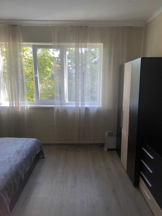 Дава се под наем Тристаен апартамент в Варна, Чайка - 75 кв.м за 663 € - Снимка #5