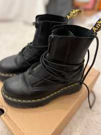DR Martens Jarrick II 39 Laced Leather Platform Boots