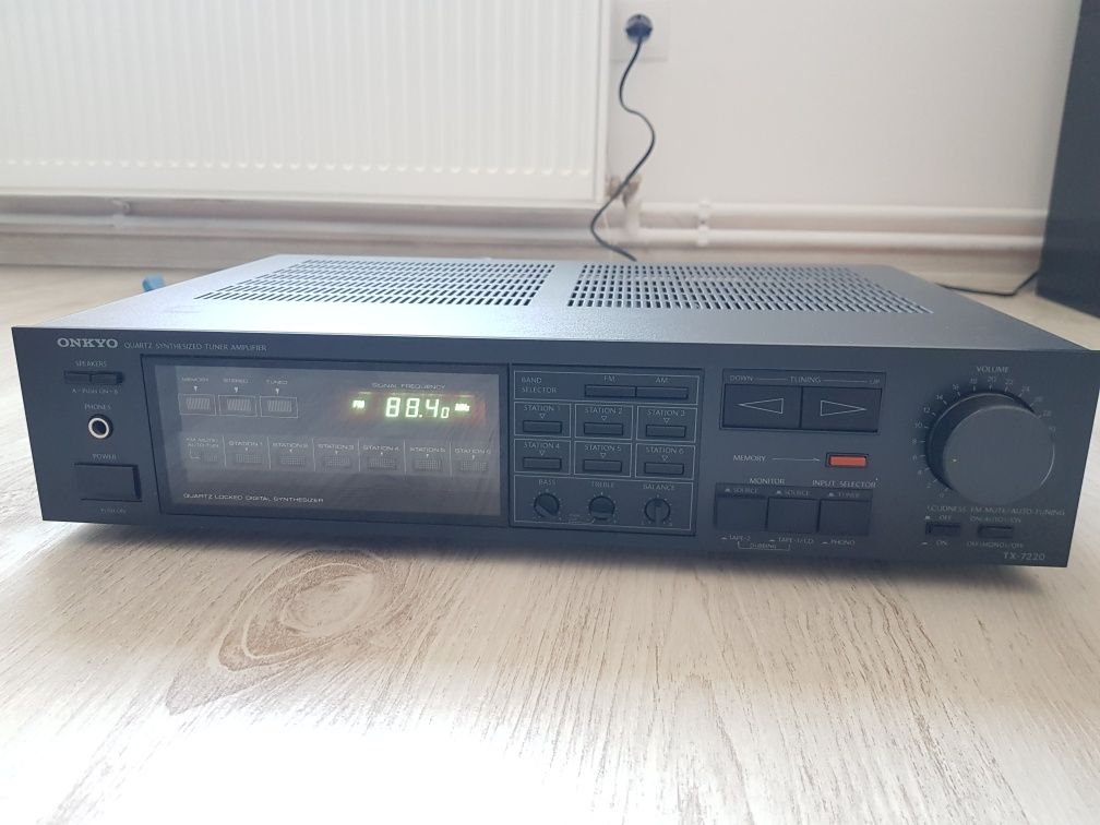 Vând amplificator Technics Onkyo și Philips