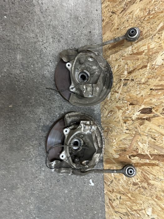 Fuzeta / rulment bmw X3 G01 X4 G02 stanga/dreapta