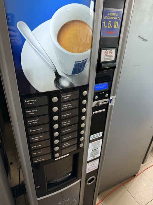 Necta Kikko Max aparat vending automat