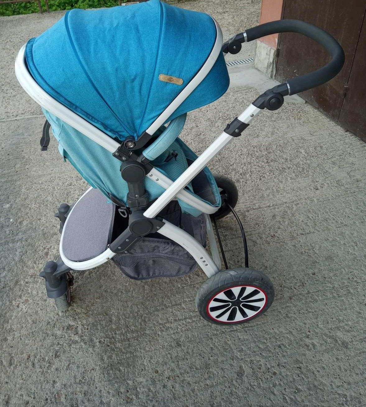 Комбинирана бебешка количка + кош за кола