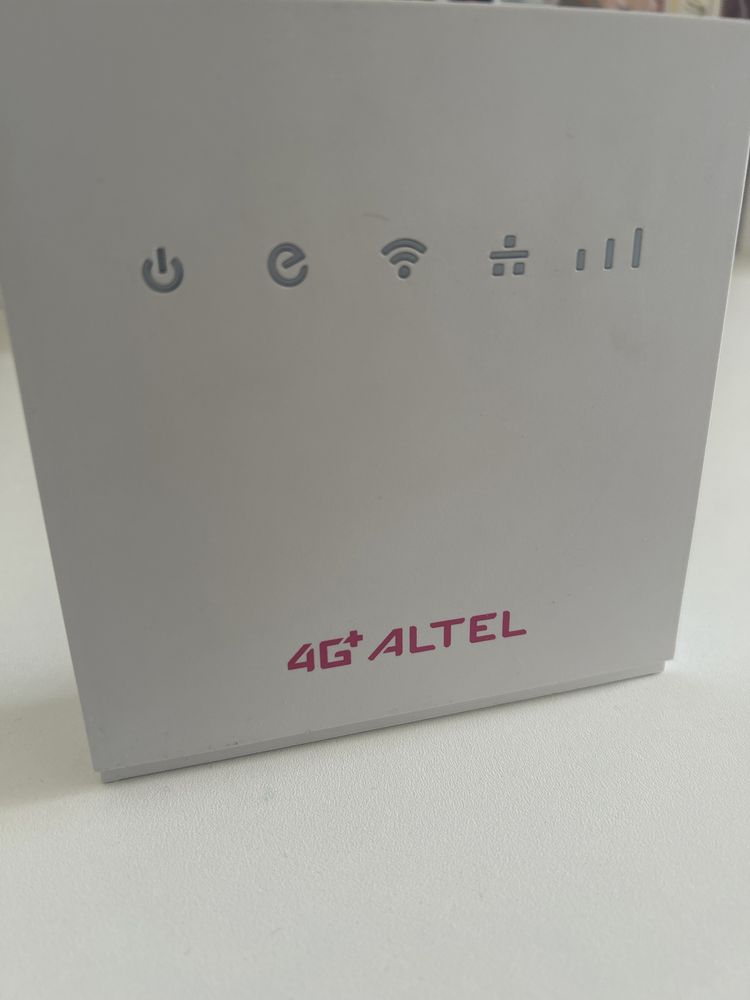 LTE Wi-Fi роутер Altel CPE P05