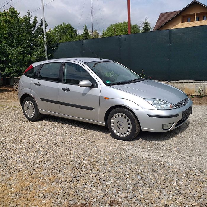 Ford Focus 1,6 benzina , Clima .
