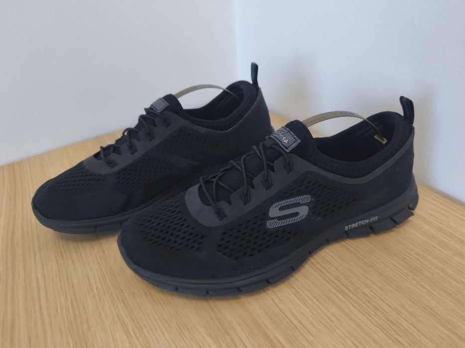 Skechers memory foam 41 (26cm)