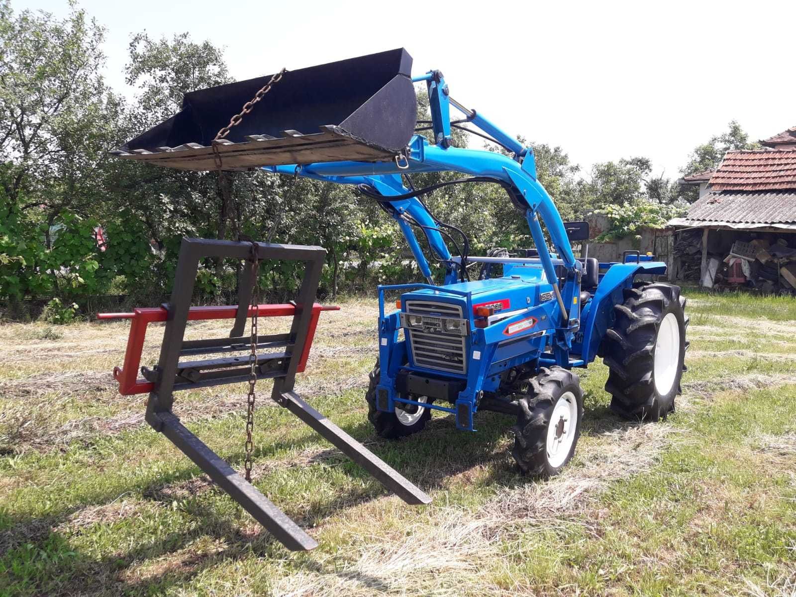 Tractor japonez 32 CP, 4x4, cu incarcator