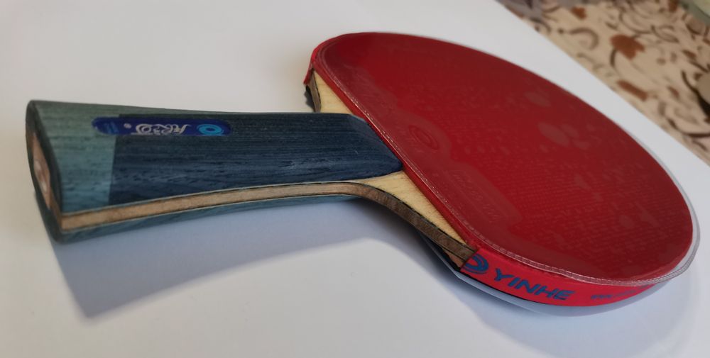 Хилки за тенис на маса ръчно изработени.Цена може и по договаряне.