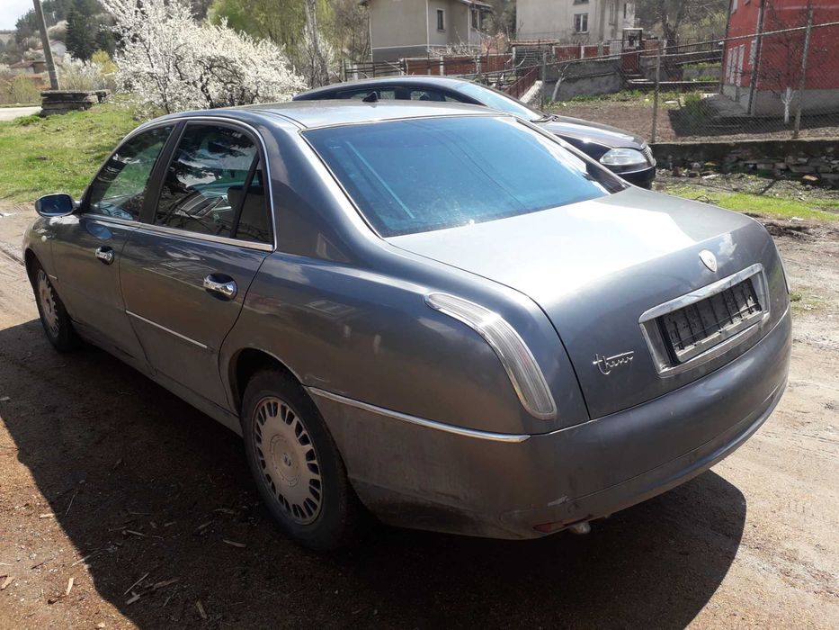 Ланчиа тезис на части