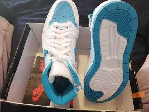 Pantofi sport super
