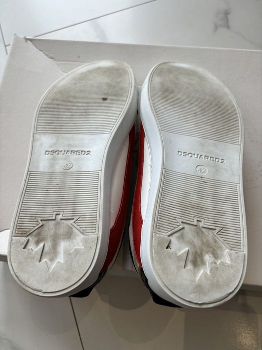 Vand adidasi de barbati!