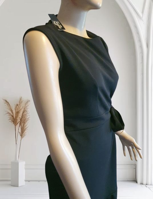 Rochie neagra eleganta