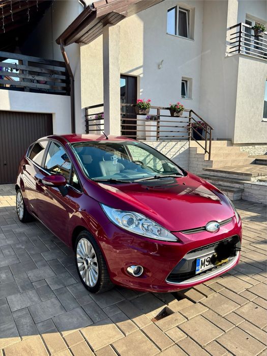 De vanzare FORD Fiesta an fabricatie 2009 , euro 4 , masina personala