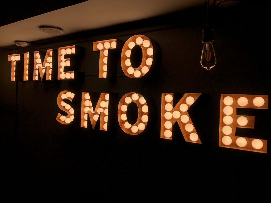 Вывески согласование вывесок лайтбоксы объемные световые буквы баннер