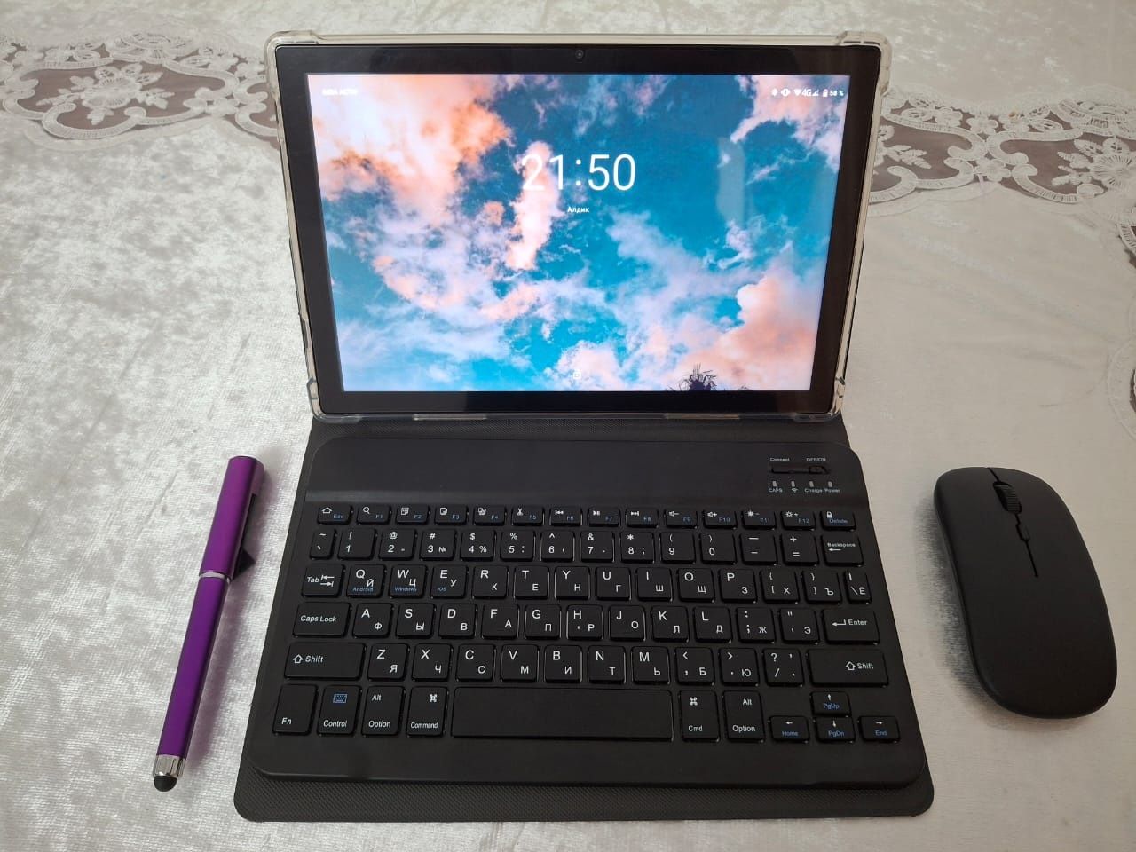 G.  Vill Smart tablet G2000