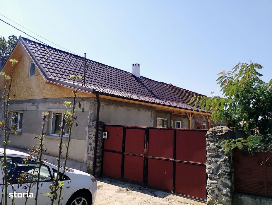 CI587 Chizatau,casa 5camere+teren