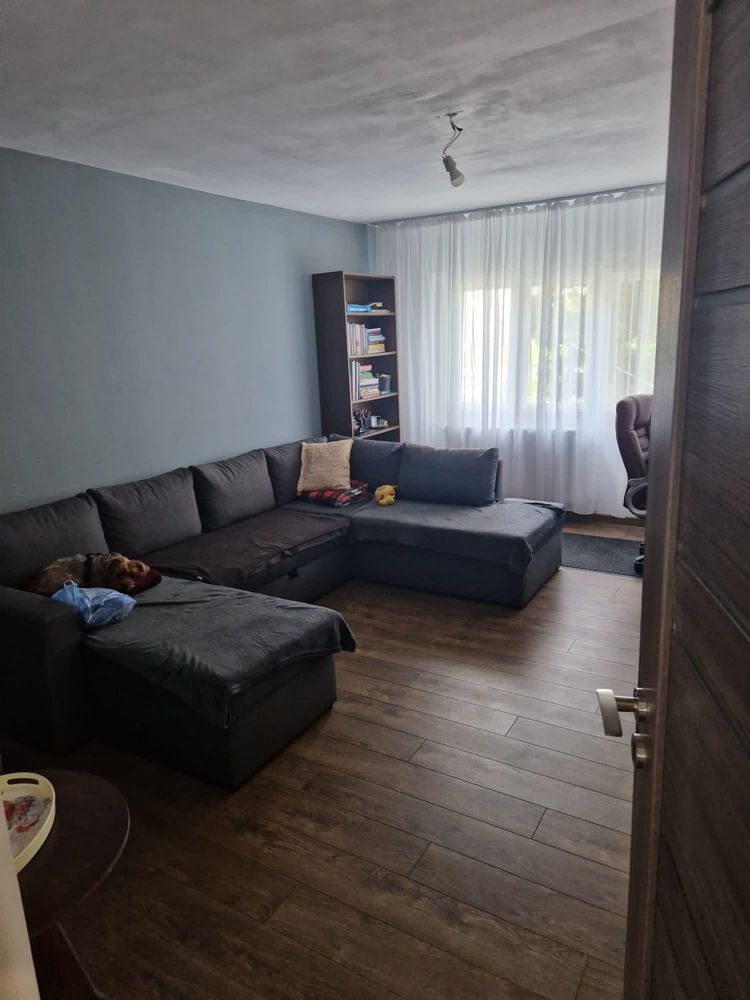 Vand apartament 2 camere