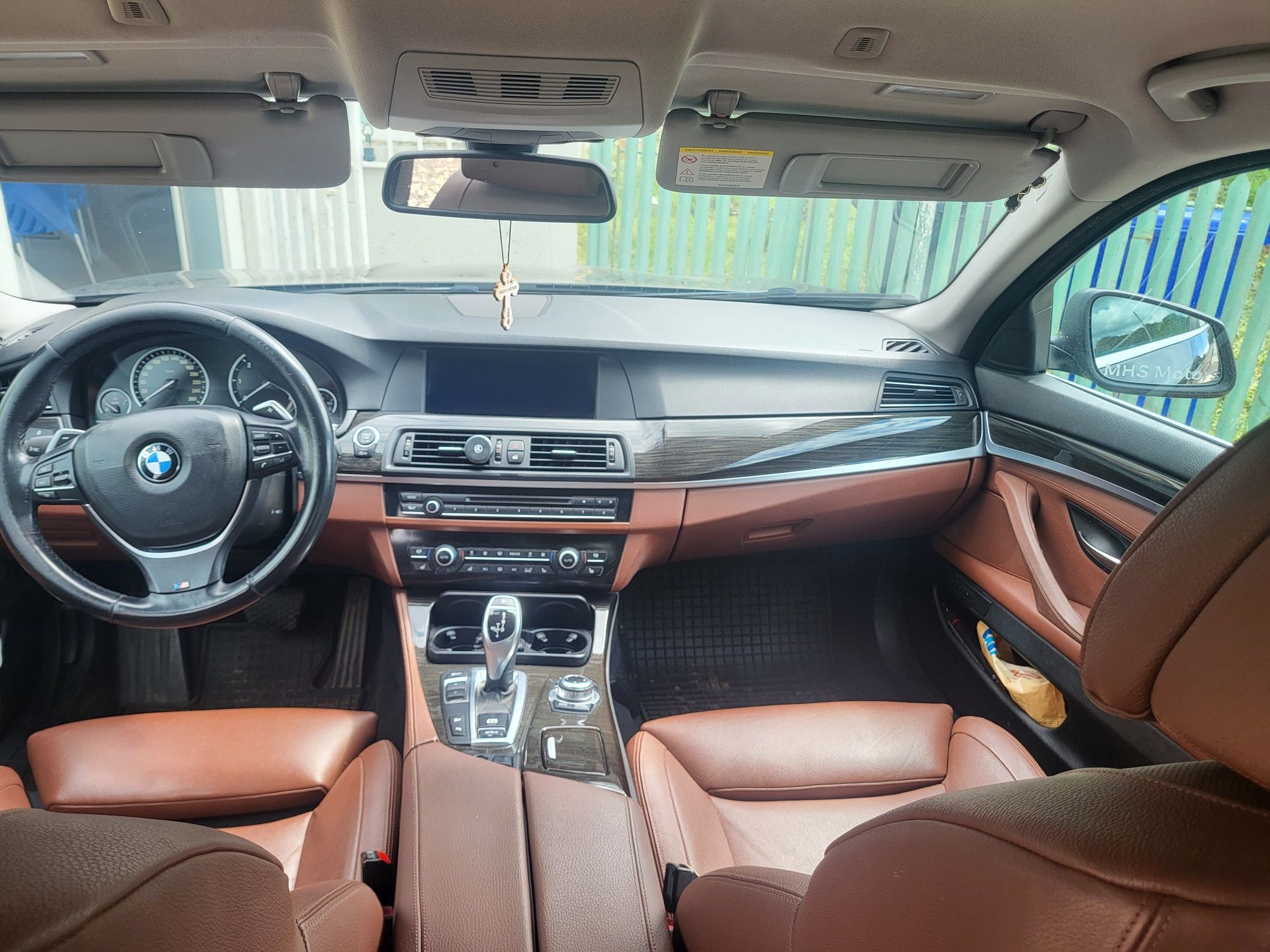 BMW SERIA 5 X-DRIVE (2013 carte)