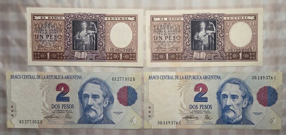 Vând bancnotă argentiniene – pentru colecţionari.