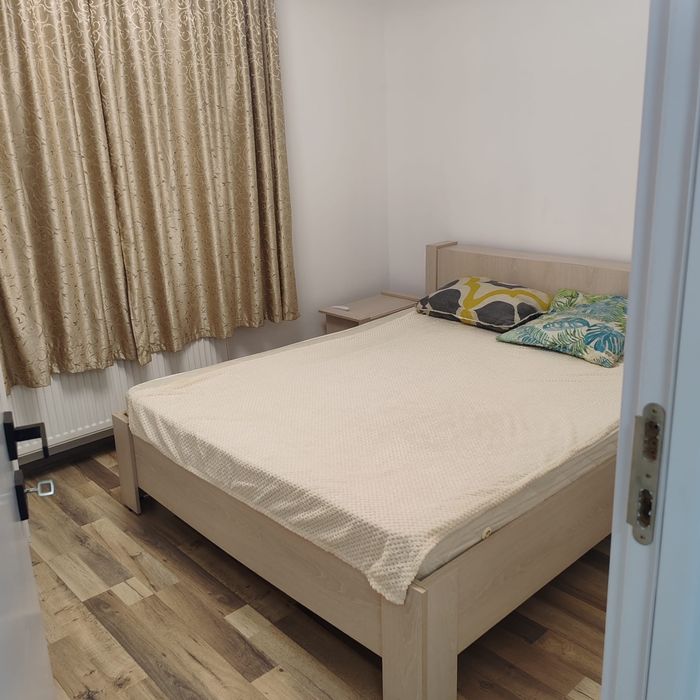 Inchiriez apartament 2 camere mobilat  si utilat  , etaj 1 , zona jiu