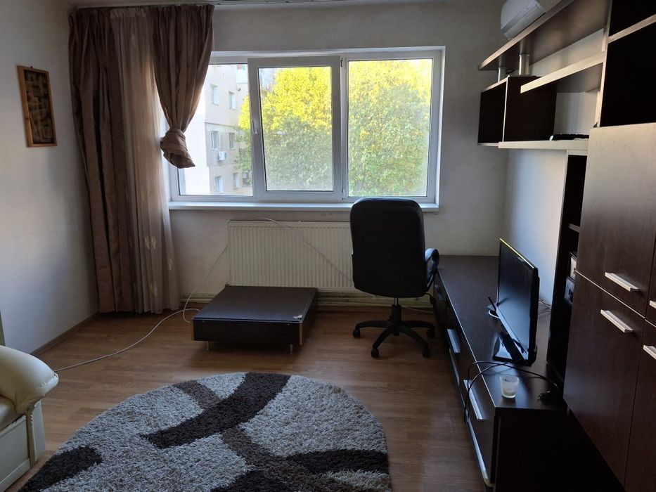 De închiriat pe termen lung