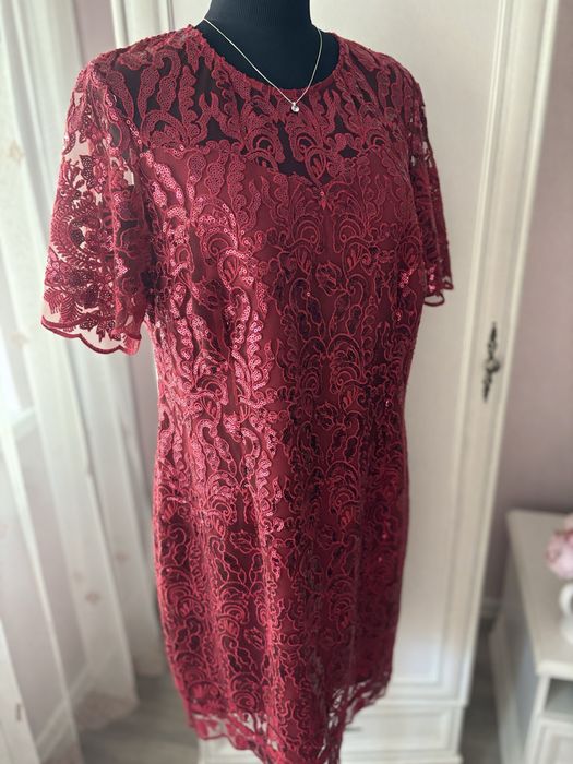 Rochie elegantă, cu dantelă și paiete, marca Dorota, mărimea 46