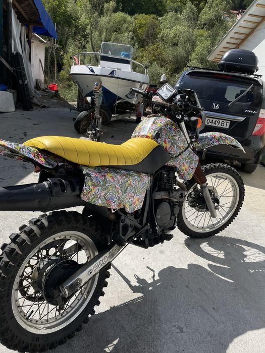 Honda XL 600.