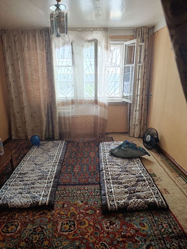 Ijaraga beriladi: 2 xonali kvartira — 1-qavat, metroga yaqin, kirib ya