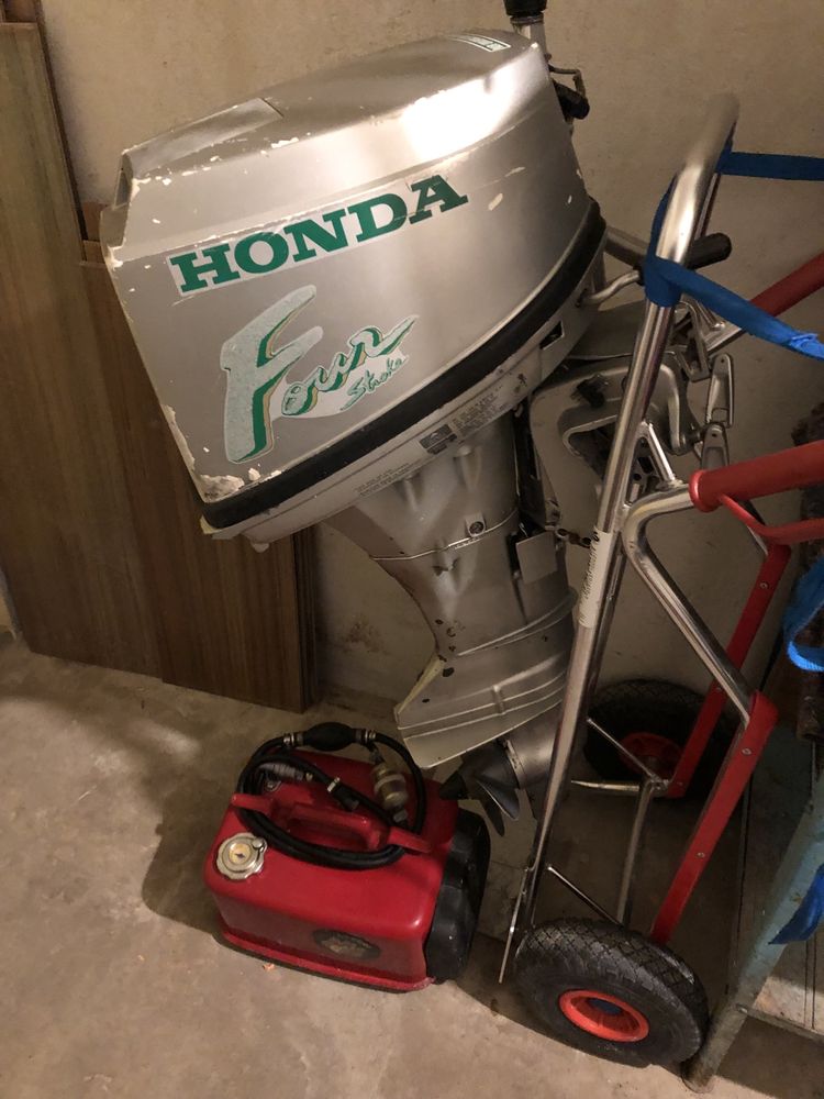 Извънбордов двигател Honda 8 kc
