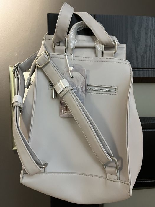 Продавам чанти кожа и еко кожа