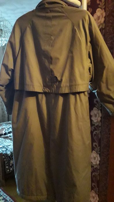Продам пальто плашевая ткань 50-52р