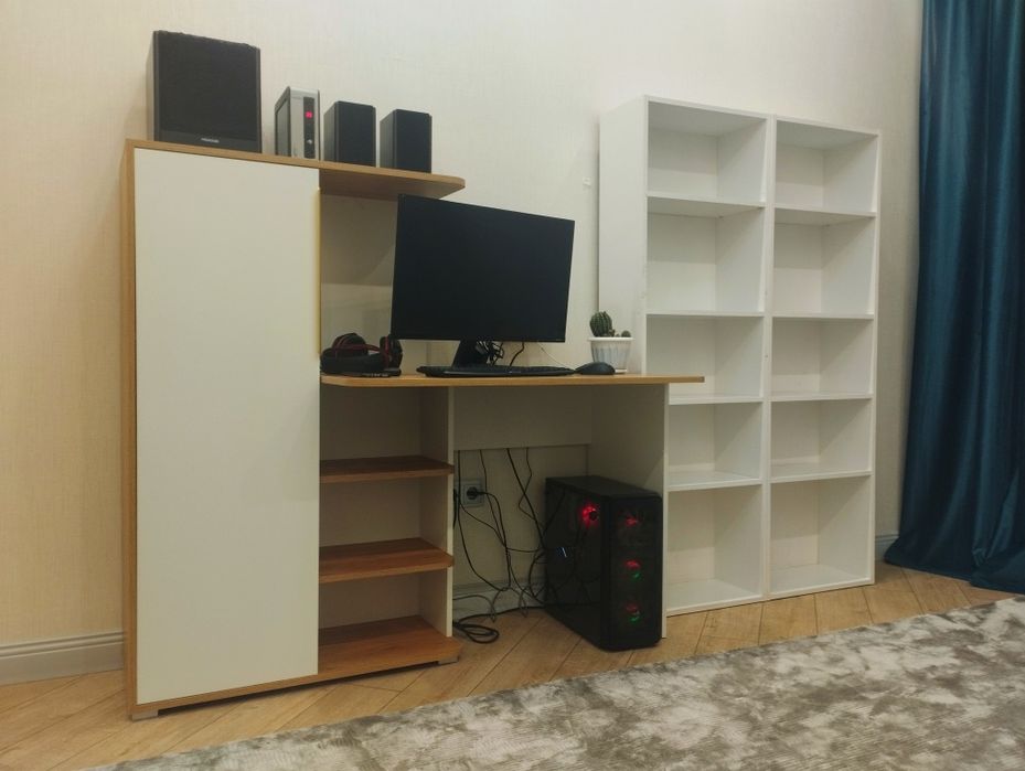 Компьютерный стол парта