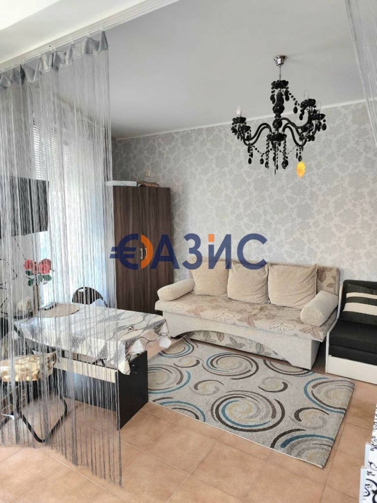 Продава се Едностаен апартамент в Поморие - 42 кв.м за 1643 €/кв.м - Снимка #2