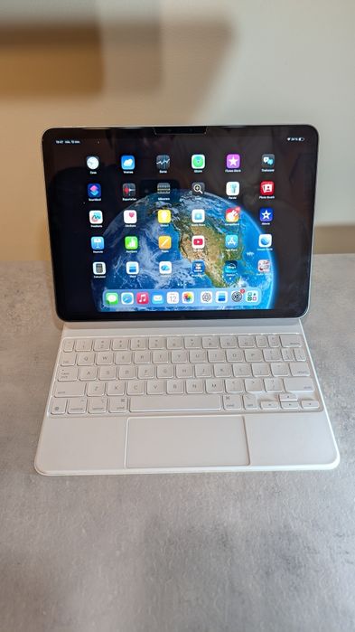 iPad Air M2 11 inch  2024