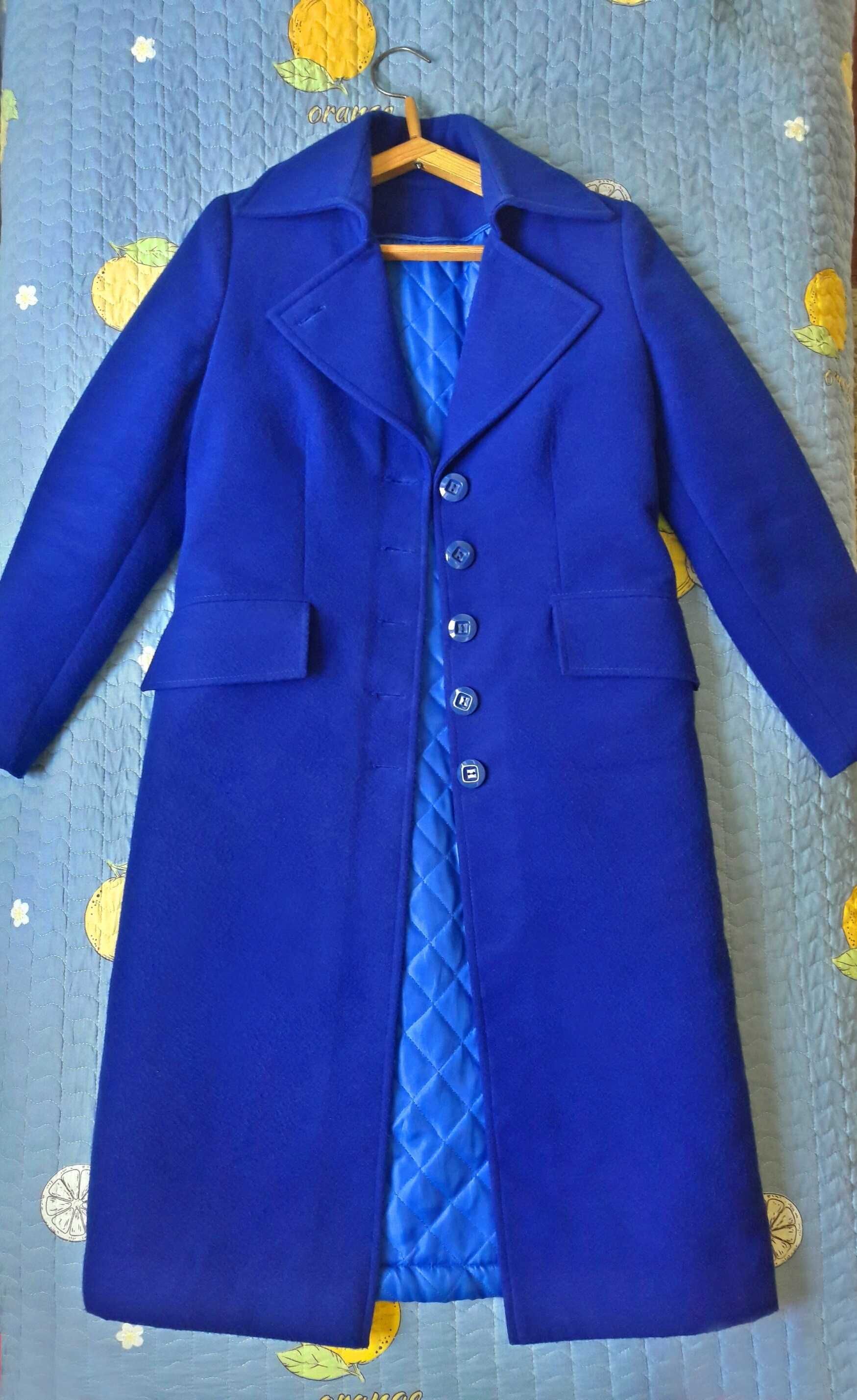 Женское пальто размер 46