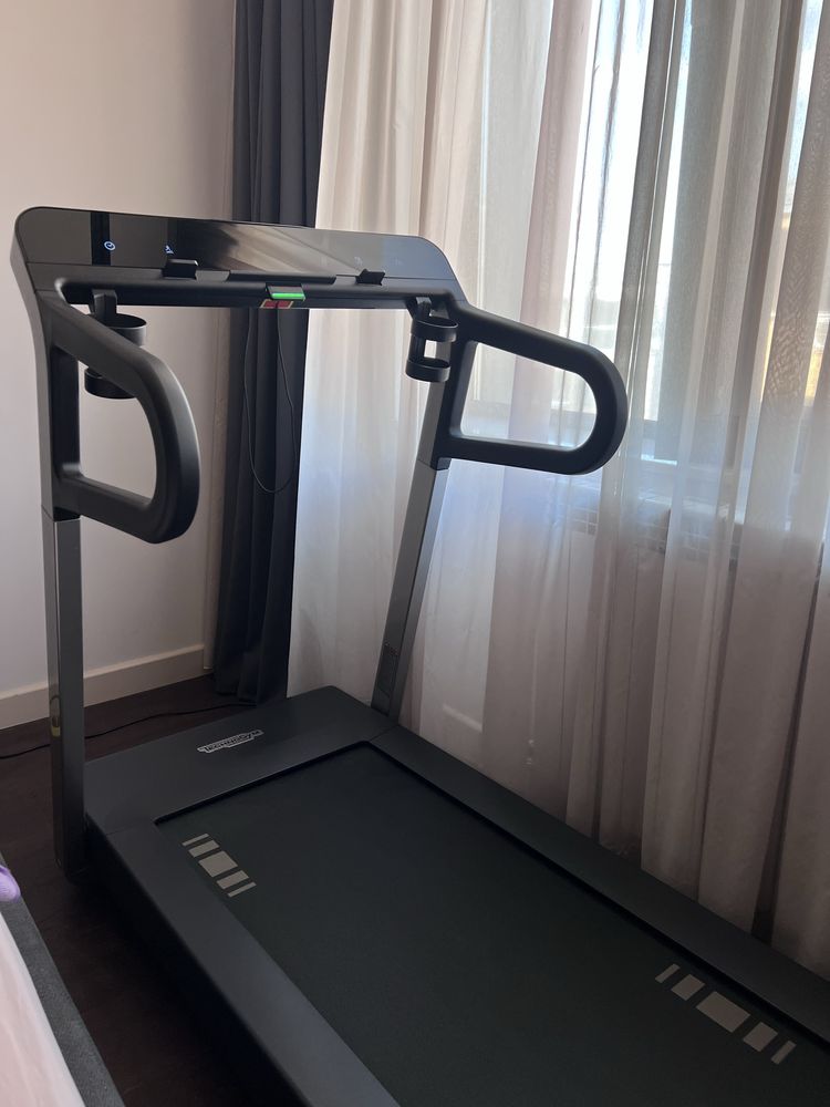 Бягаща пътека Technogym MyRun