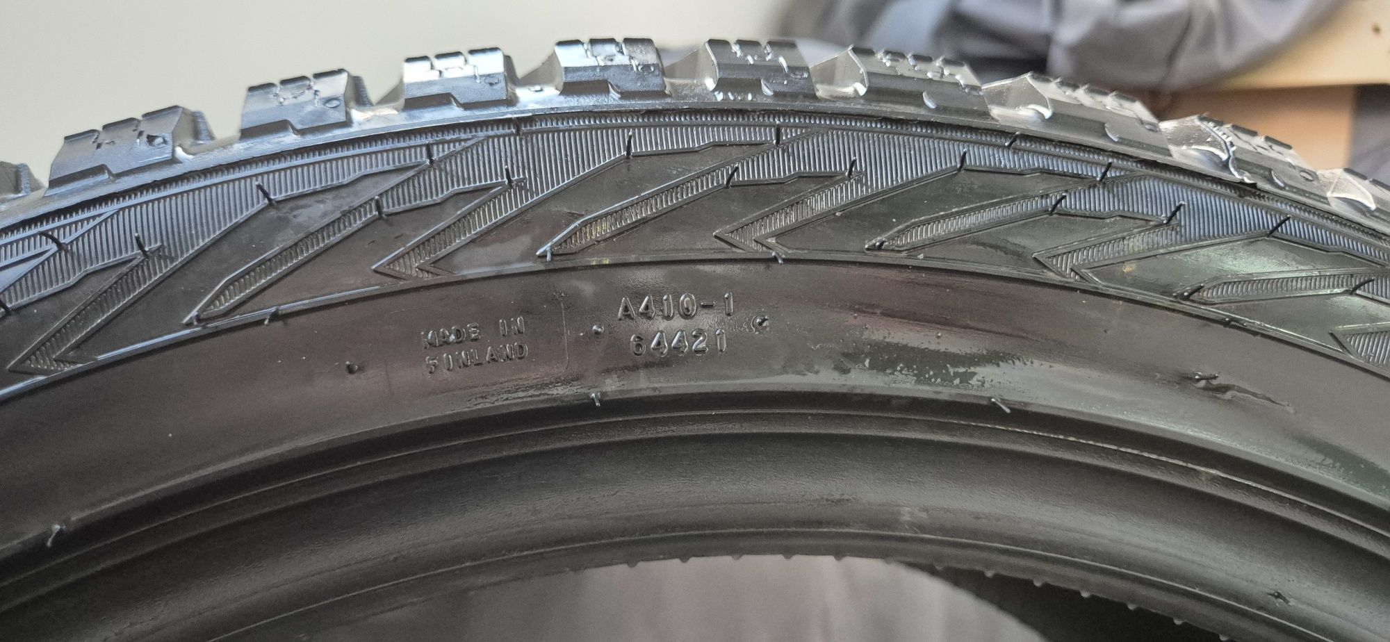 Шины Nokian Nordman 8 225/45/R19