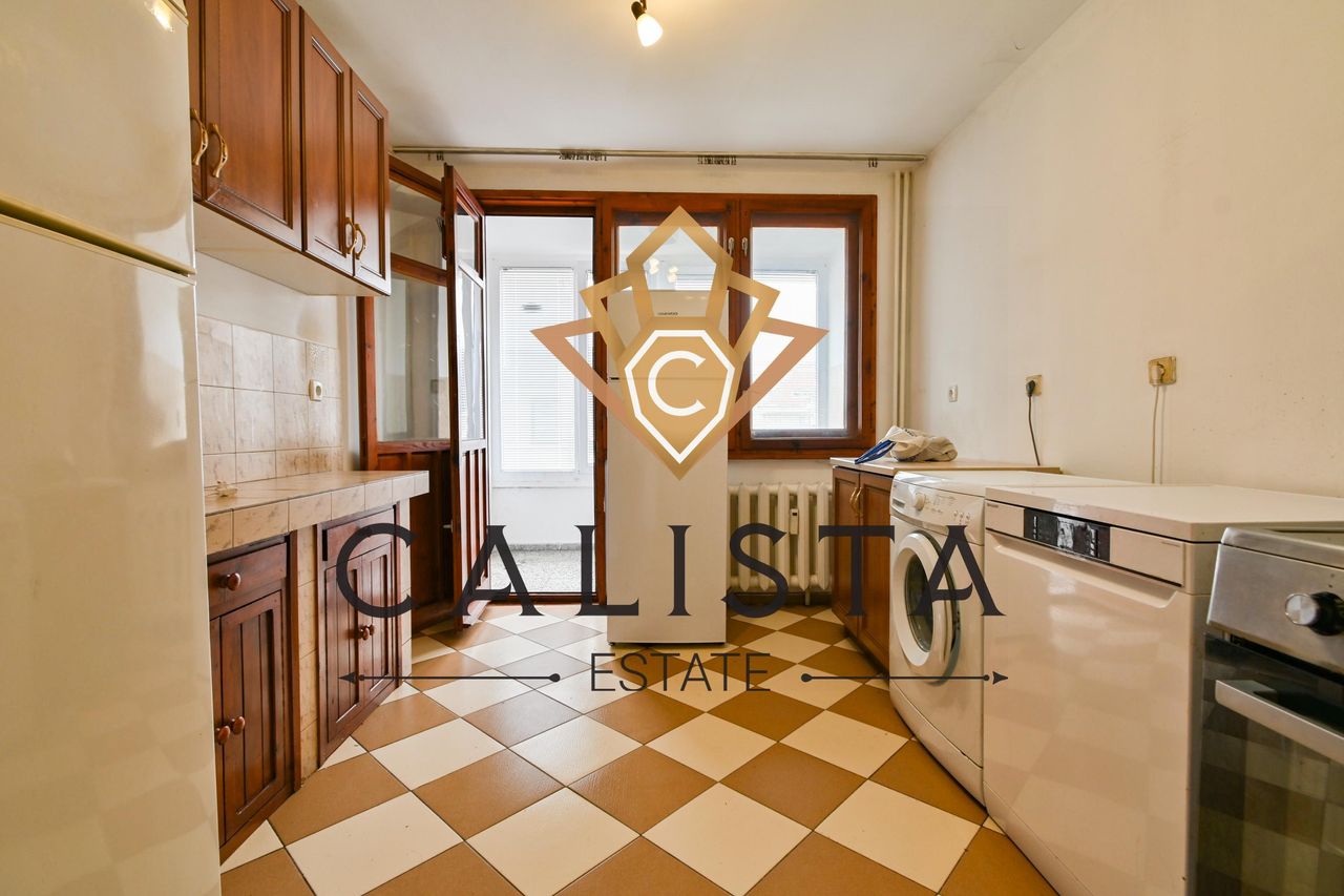 Дава се под наем Четиристаен апартамент в София, Лозенец - 165 кв.м за 1175 € - Снимка #3