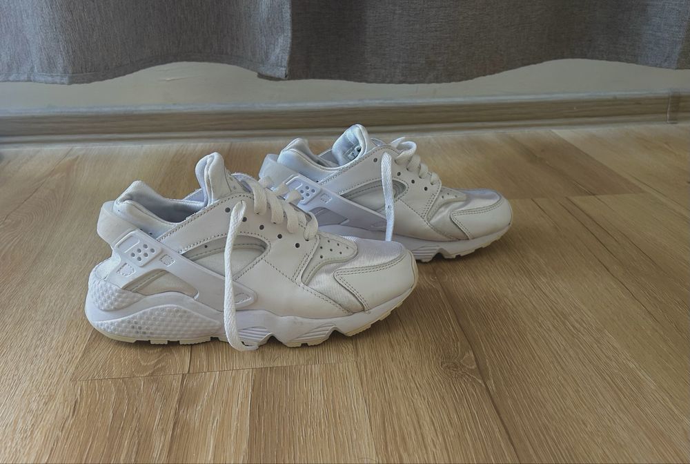Маратонки nike huarache